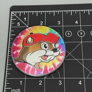 Buc-ee's Classic Beaver Tie-Dye 3 inch Matelic Round Refrigerator Magnet Travel